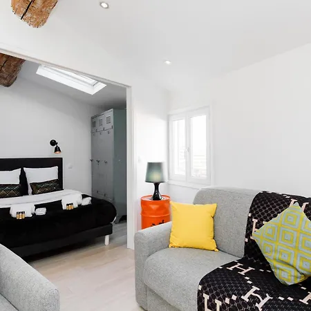 Apartment Forville Yourhosthelper *
