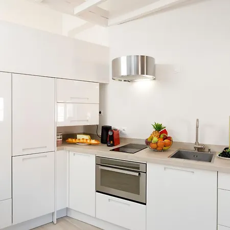Apartment Forville Yourhosthelper